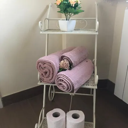 Bed and Breakfast Podere Il Sasso *